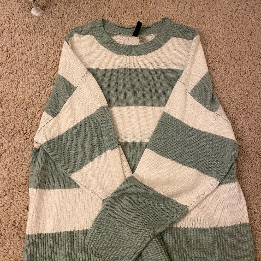 H&M Mint and White sweater!